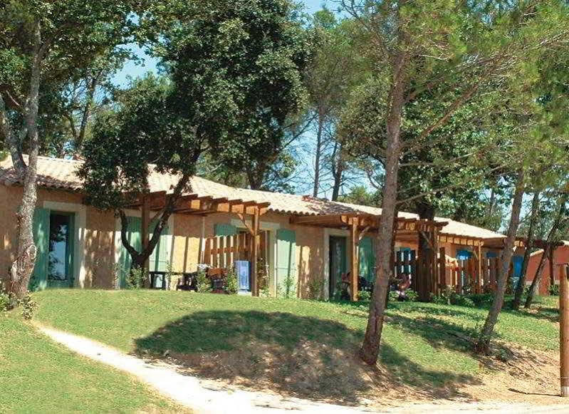 Lagrange Vacances Les Mazets De Gaujac Gaujac  Bagian luar foto